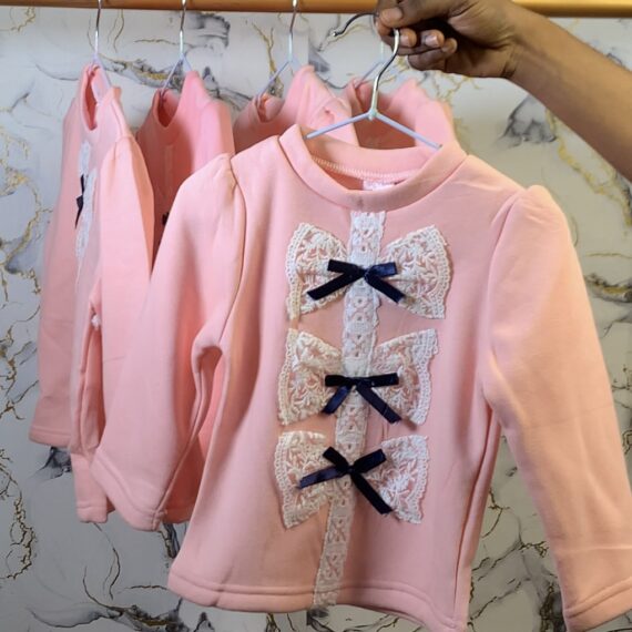 Girl’s sweatshirt